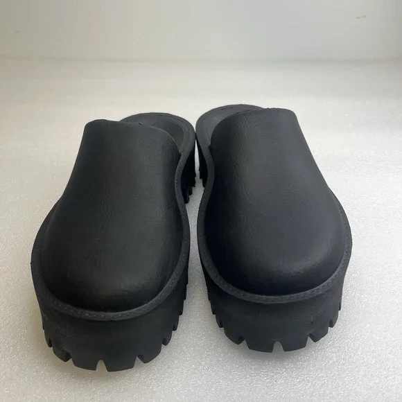 JEFFREY CAMPBELL Bae Clogg Black Lug Sole Platform Slip On Clogs Mules Size 6 - Picture 4 of 13